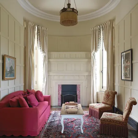 Chateau Le Petit Verdus Villa *