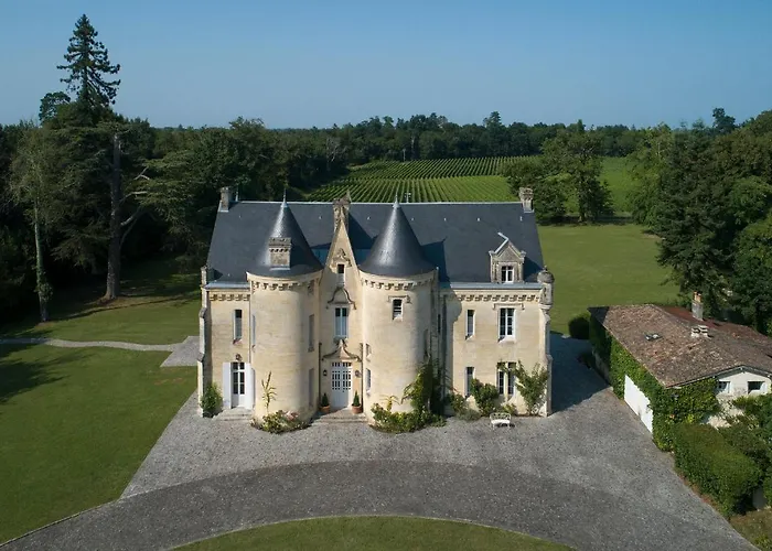 Chateau Le Petit Verdus Villa *